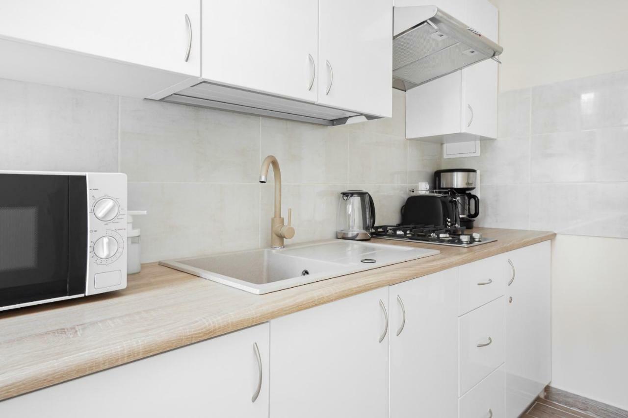 Apartments Warsaw Solidarnosci By Renters المظهر الخارجي الصورة